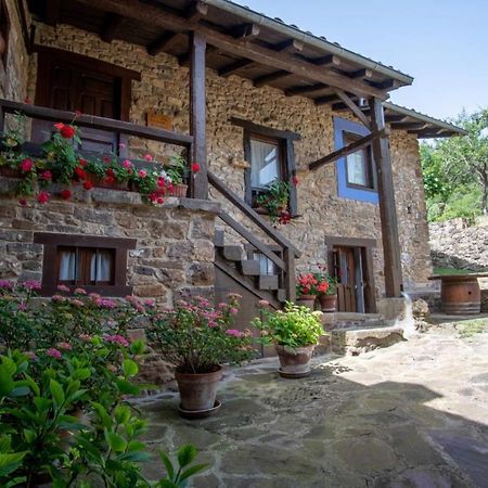Viviendas El Barrio Cabezón de Liébana Kültér fotó